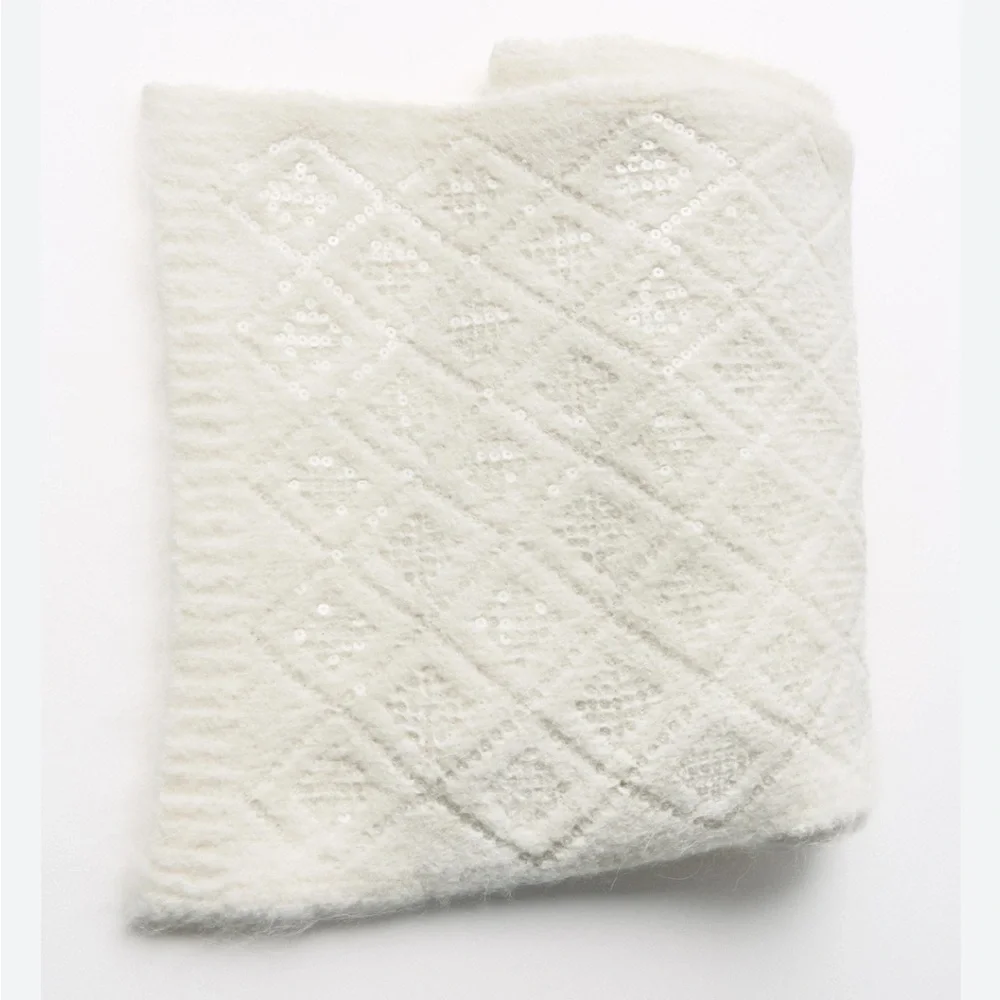 Zara NWT sequin knit scarf 1023/241 ecru